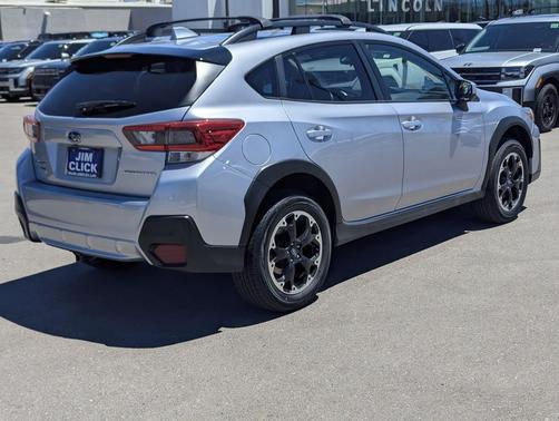 Ice Silver Metallic 2022 Subaru Crosstrek Premium