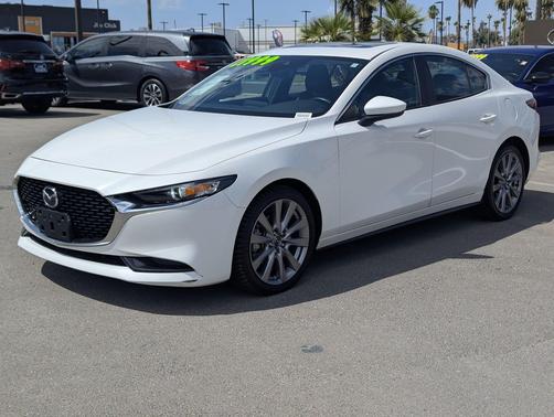 Snowflake White Pearl Mica 2021 Mazda Mazda3 AWD w/Preferred Package