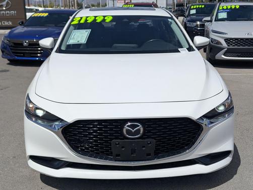 Snowflake White Pearl Mica 2021 Mazda Mazda3 AWD w/Preferred Package