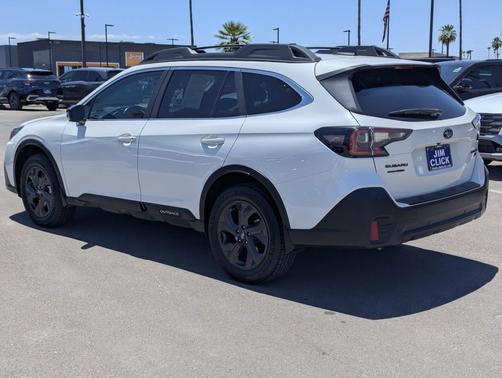 Crystal White Pearl 2021 Subaru Outback Onyx Edition XT