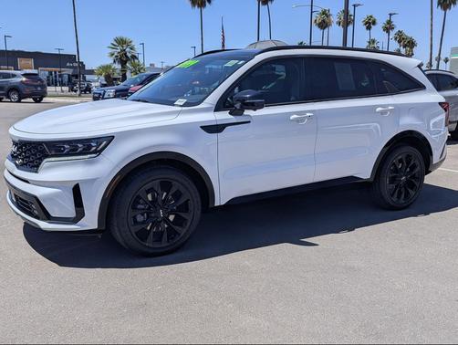 Glacial White Pearl 2022 Kia Sorento SX