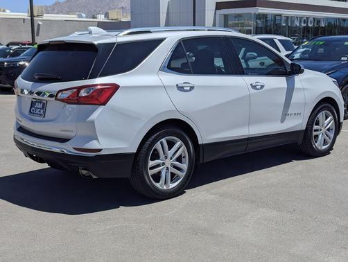 Iridescent Pearl Tricoat 2020 Chevrolet Equinox Premier w/2LZ