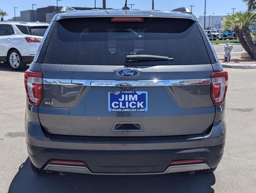 Magnetic Metallic 2019 Ford Explorer XLT