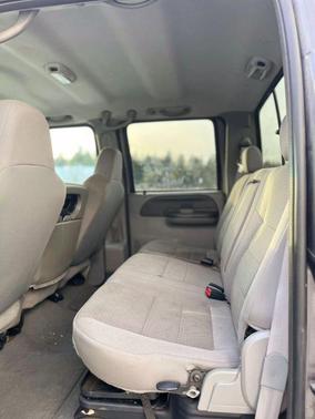 2004 Ford F-350 XL Crew Cab