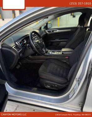 2017 Ford Fusion Hybrid SE