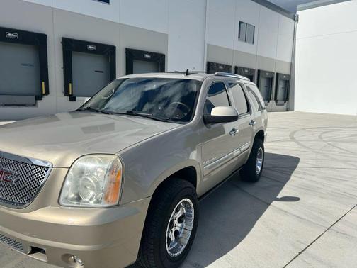 2008 GMC Yukon Denali