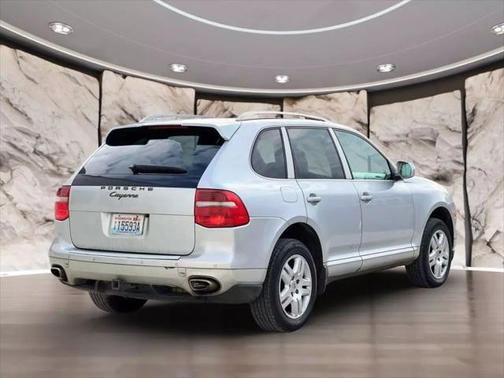 2010 Porsche Cayenne Base