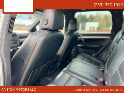 2010 Porsche Cayenne Base