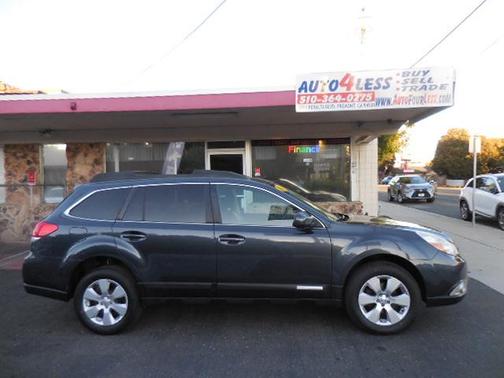2011 Subaru Outback 2.5i Limited