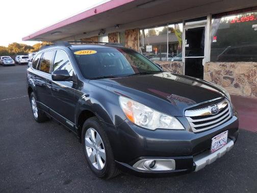 2011 Subaru Outback 2.5i Limited