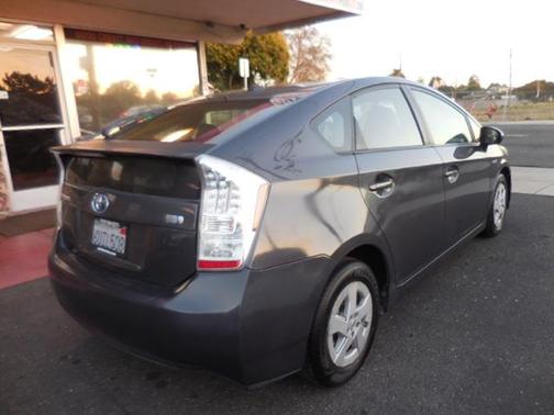 2011 Toyota Prius II