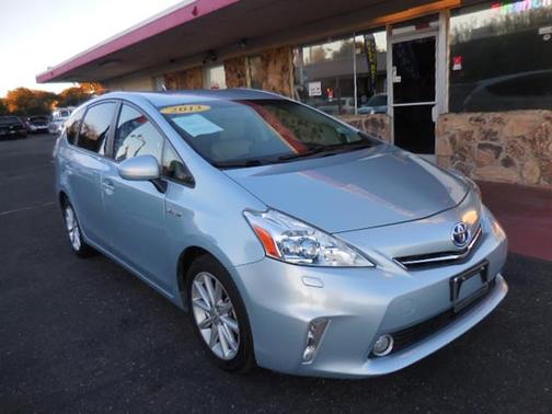 2013 Toyota Prius v 