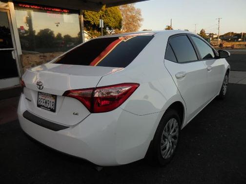 2018 Toyota Corolla LE