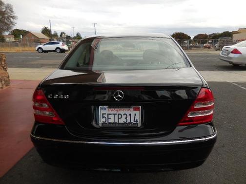 2004 Mercedes-Benz C-Class C 240