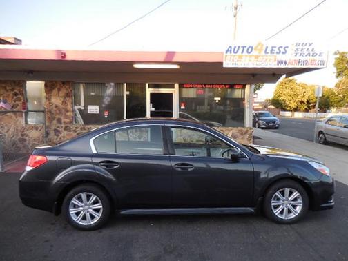 2011 Subaru Legacy 2.5i Premium