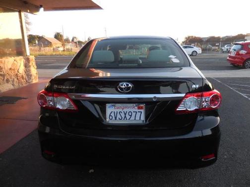 2012 Toyota Corolla LE
