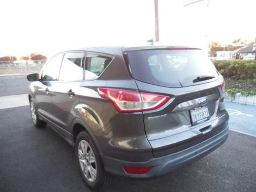 2015 Ford Escape S