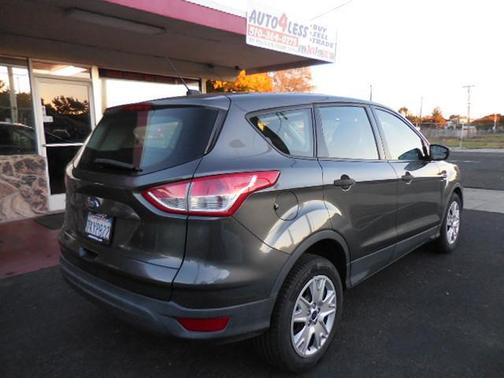 2015 Ford Escape S