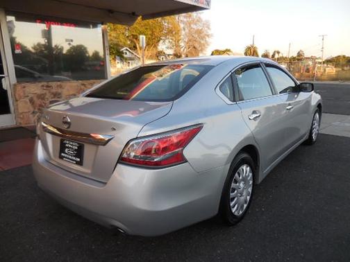 Brilliant Silver 2015 Nissan Altima 2.5 S