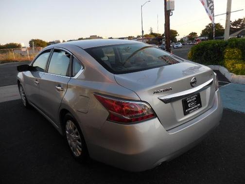 Brilliant Silver 2015 Nissan Altima 2.5 S