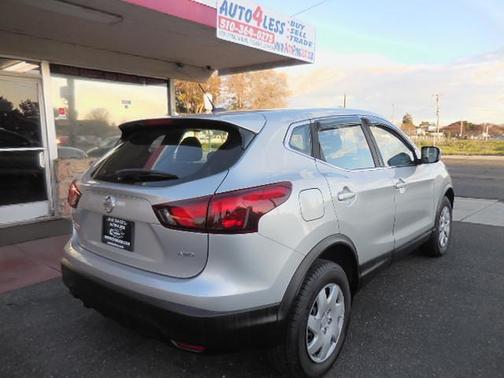 2019 Nissan Rogue Sport S
