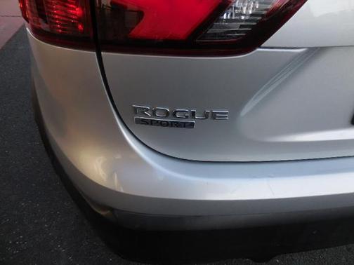 2019 Nissan Rogue Sport S