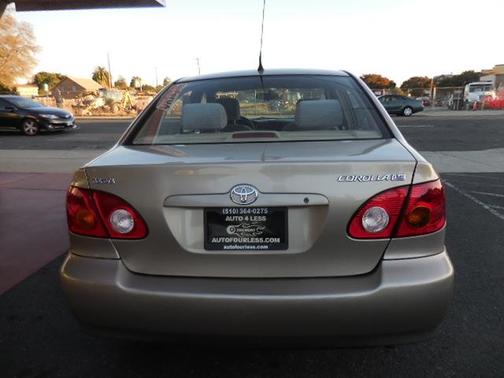 2004 Toyota Corolla LE