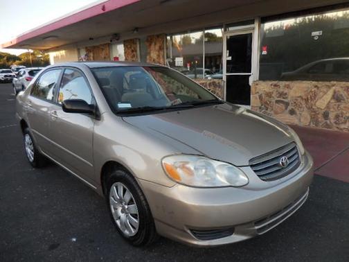 2004 Toyota Corolla LE