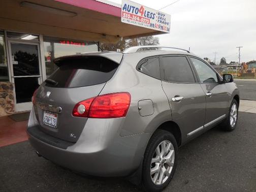2011 Nissan Rogue SV