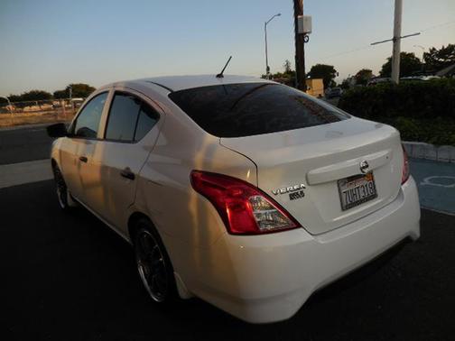 2016 Nissan Versa 1.6 S