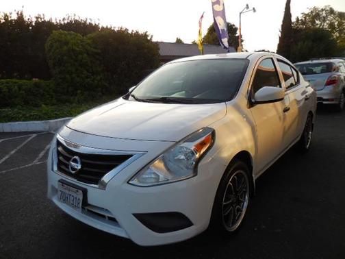 2016 Nissan Versa 1.6 S