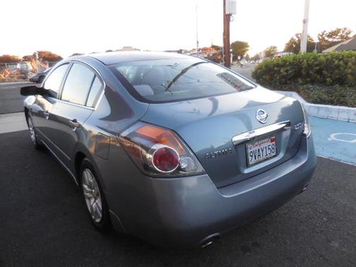 2010 Nissan Altima 2.5 S