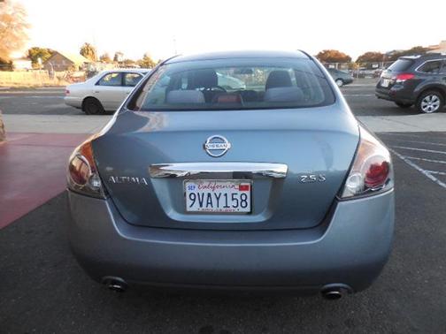 2010 Nissan Altima 2.5 S