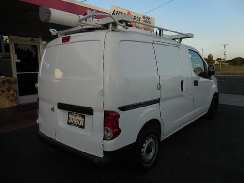 Cloud White 2017 Nissan NV200 S