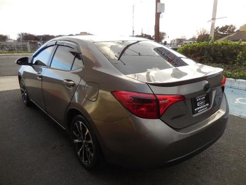 2018 Toyota Corolla SE