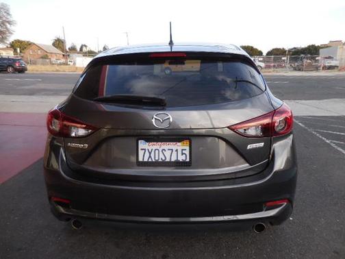 2017 Mazda Mazda3 Touring