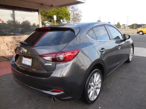 2017 Mazda Mazda3 Touring