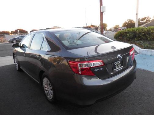 2012 Toyota Camry LE