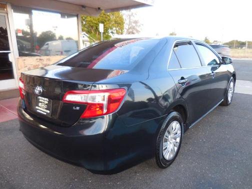Blue 2013 Toyota Camry LE