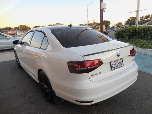 2018 Volkswagen Jetta 1.8T SE Sport