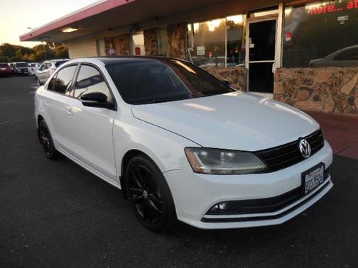 2018 Volkswagen Jetta 1.8T SE Sport