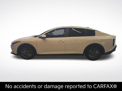 Snow White Pearl 2025 Kia K4 LXS