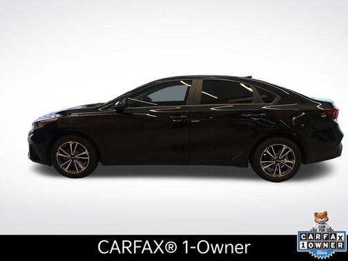 Aurora Black 2023 Kia Forte LXS