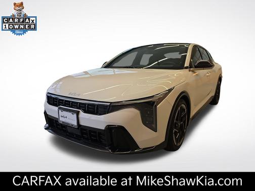 Snow White Pearl 2025 Kia K4 GT-Line