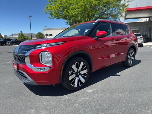 Red 2025 Mitsubishi Outlander SEL S-AWC