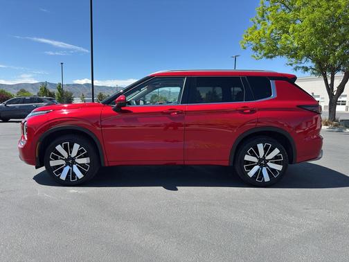 Red 2025 Mitsubishi Outlander SEL S-AWC