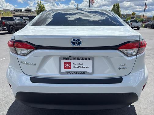 Wind Chill Pearl 2025 Toyota Corolla Hybrid LE