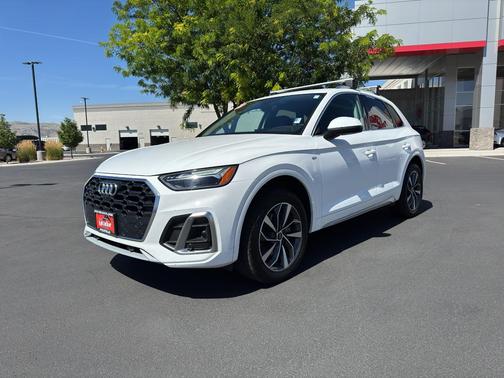 2023 Audi Q5 45 S line Premium Plus