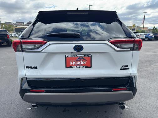 2024 Toyota RAV4 Hybrid SE