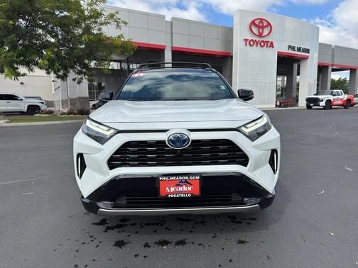 2024 Toyota RAV4 Hybrid SE